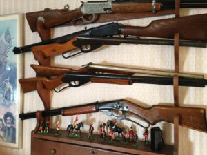 antique guns and military buyer