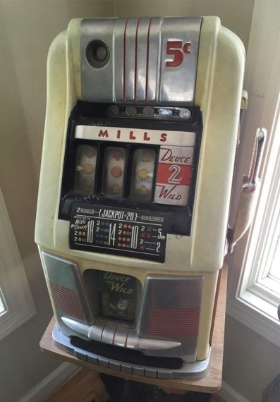 early slot machine antique